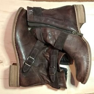 Genuine leather boots